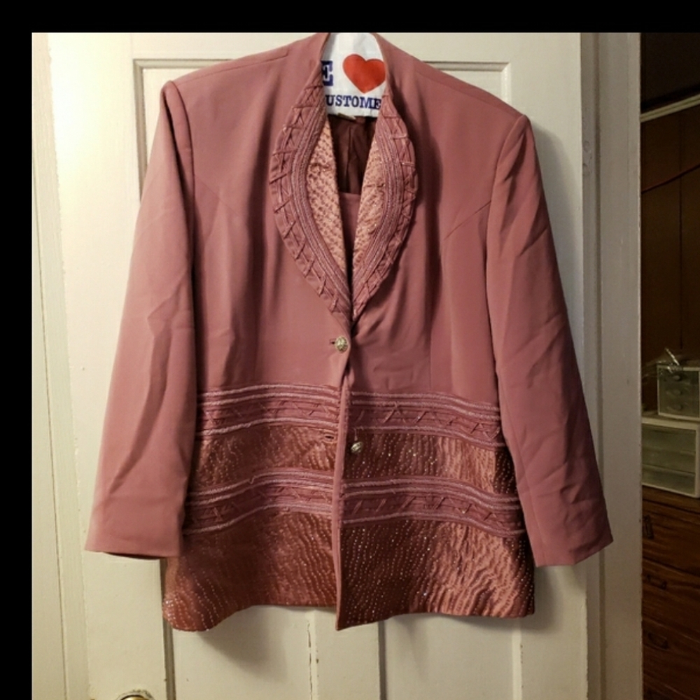 2 piece plus size suit